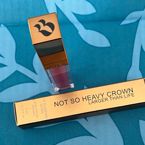 Rinna Beauty - plumping lip gloss - Not So Heavy Crown - Picture 2 of 10